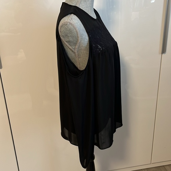 MICHAEL KORS Long Sleeve Blouse Cold Shoulder, Size M - Picture 6 of 7
